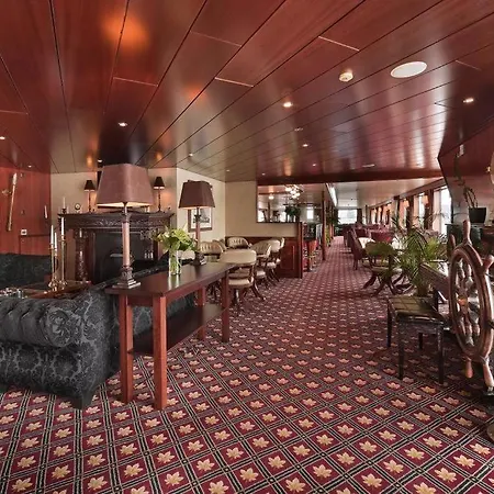 Ms Rembrandt Botel